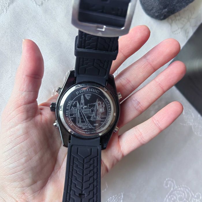 Мъжки часовник Fredric