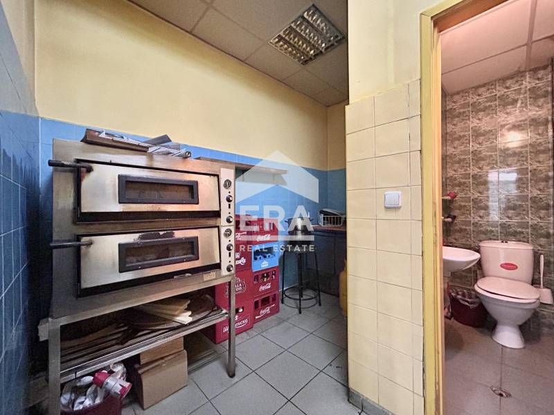 Продава се Заведение в София, Люлин 8 - 102 кв.м за 2441 €/кв.м - Снимка #9