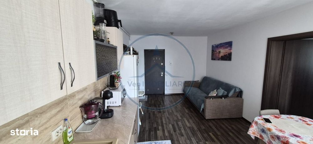 Apartament 3 camere, zona Subcteate
