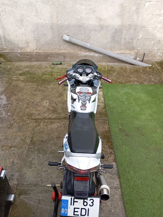 Vând Honda cbr 125 R injecție !!!