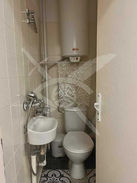 Дава се под наем Двустаен апартамент в Варна, Център - 88 кв.м за 600 € - Снимка #10