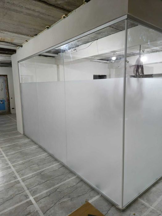Офисные перегородки цельностеклянные