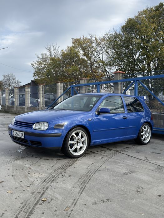 Volskwagen golf 4 до края на декември