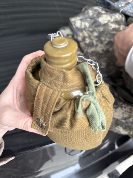 Фляжка армейская