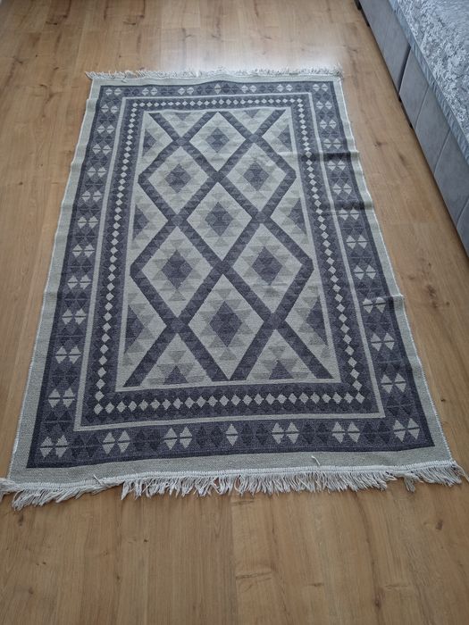 Поодаю коврики текстиль