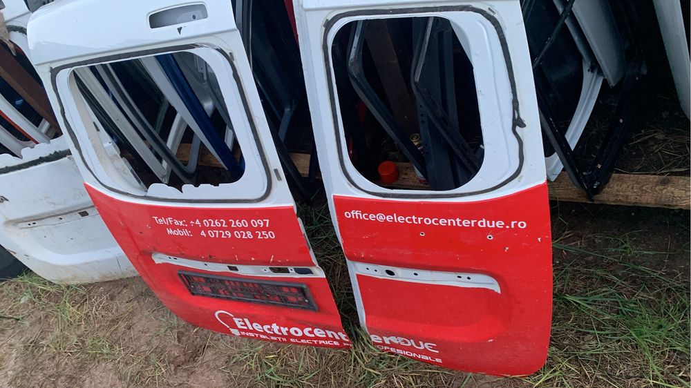 Usa spate Dacia Dokker partea dreapta/stanga an 2013/2020