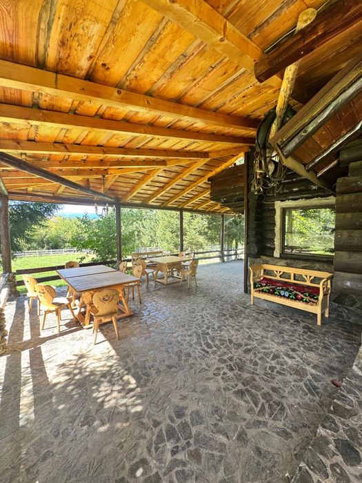 Cabane tutistice  + teren