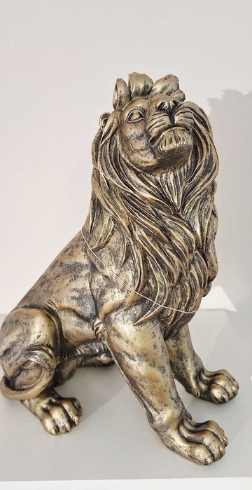 Нова Статуетка Лъв  или Закачалка Лъв за Стена 22см -Декорация