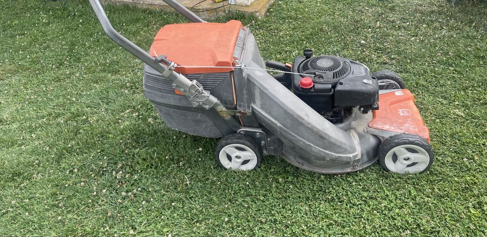 Косачка Husqvarna самоход
