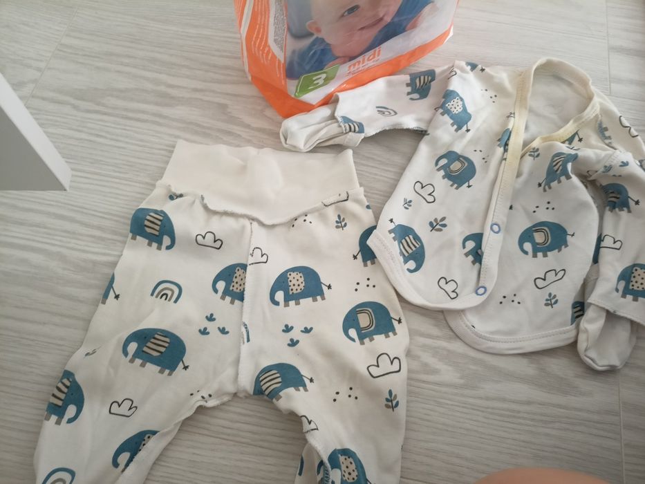 Вещи для новорожденных