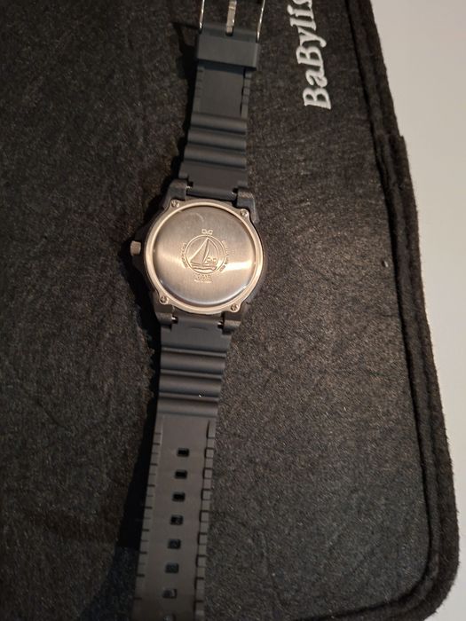 Чисто нов часовник