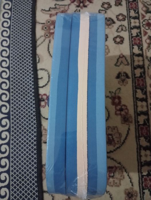 Продам доска для бассейна