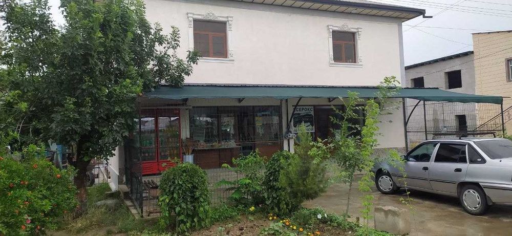 Bino sotiladi, xam turat xam noturar bir qismi