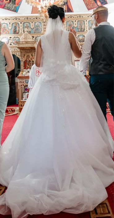 Rochie mireasă impecabilă,purtata doar o singură data 1800 lei Bârlad