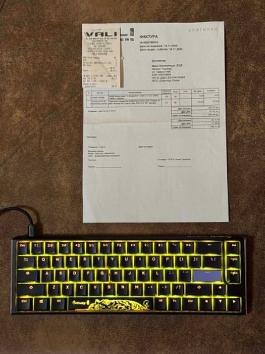 Продавам механична клавиатура Ducky One 3 SF Classic 65% Cherry MX