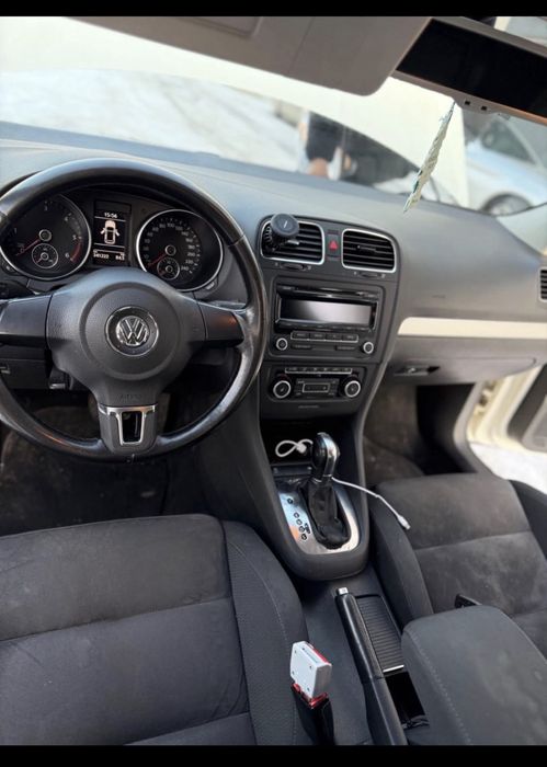 VOLKSWAGEN Golf 2011 — imagine 4