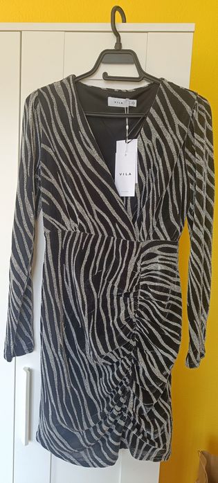 Коктейлни рокли!