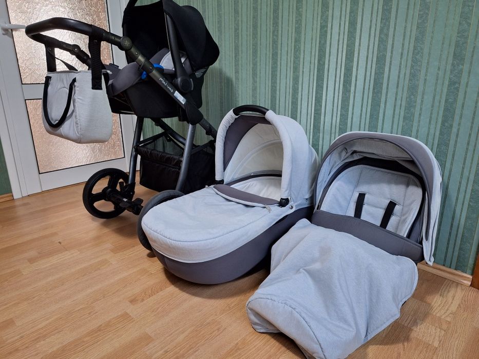 Детска количка 3 в 1 Mini Uno