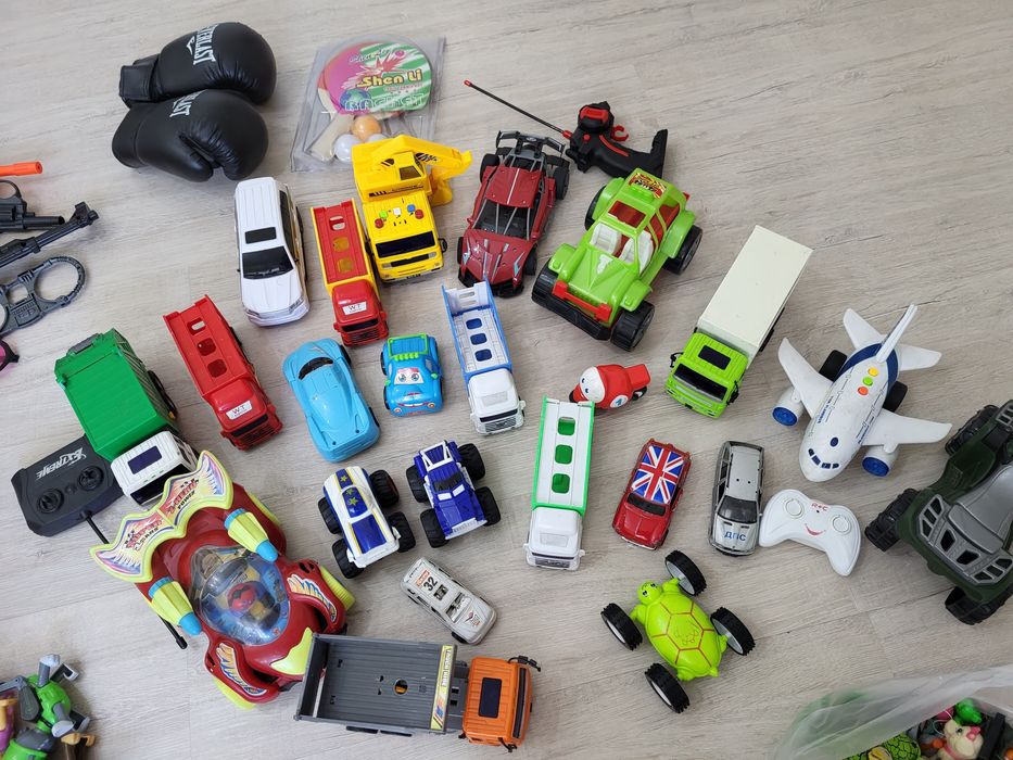 Игрушки для мальчика