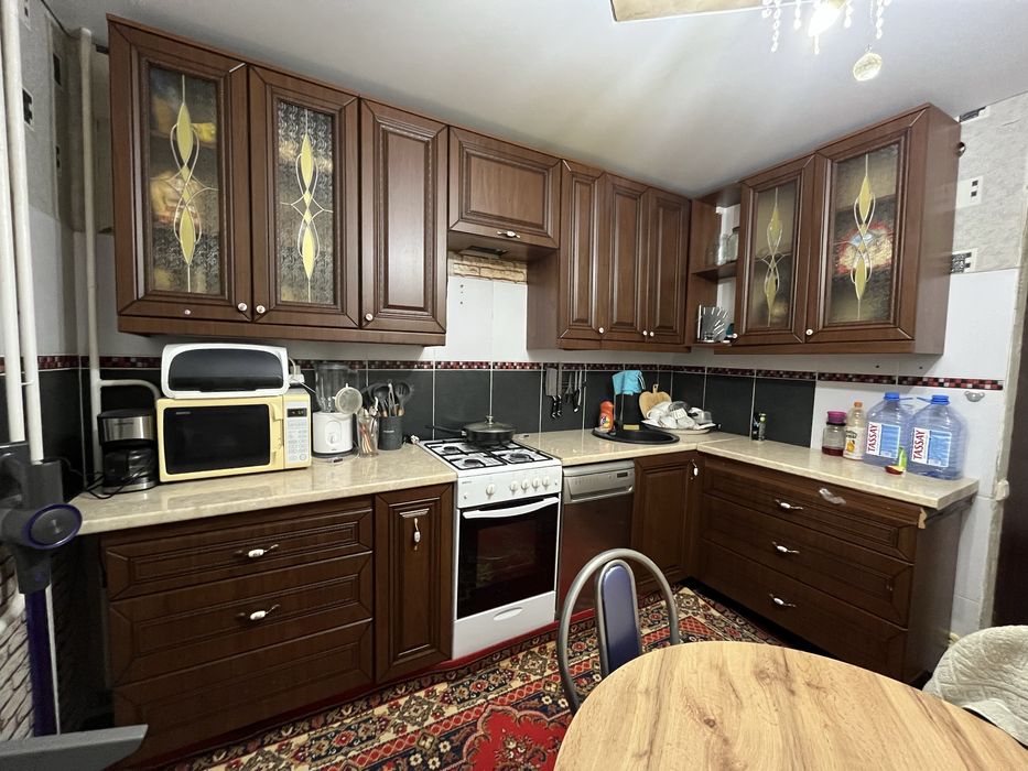 Продам кухонный гарнитур