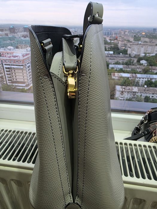 Продам брендовые сумочки PRADA, MICHAEL KORS