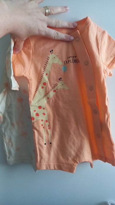 Vand hainute bebelusi fetita 0-6 luni