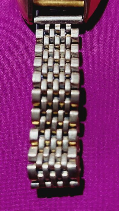 Часы позолоченные