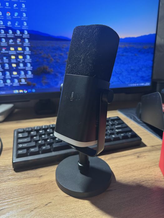 Микрофон FIFINE AM8