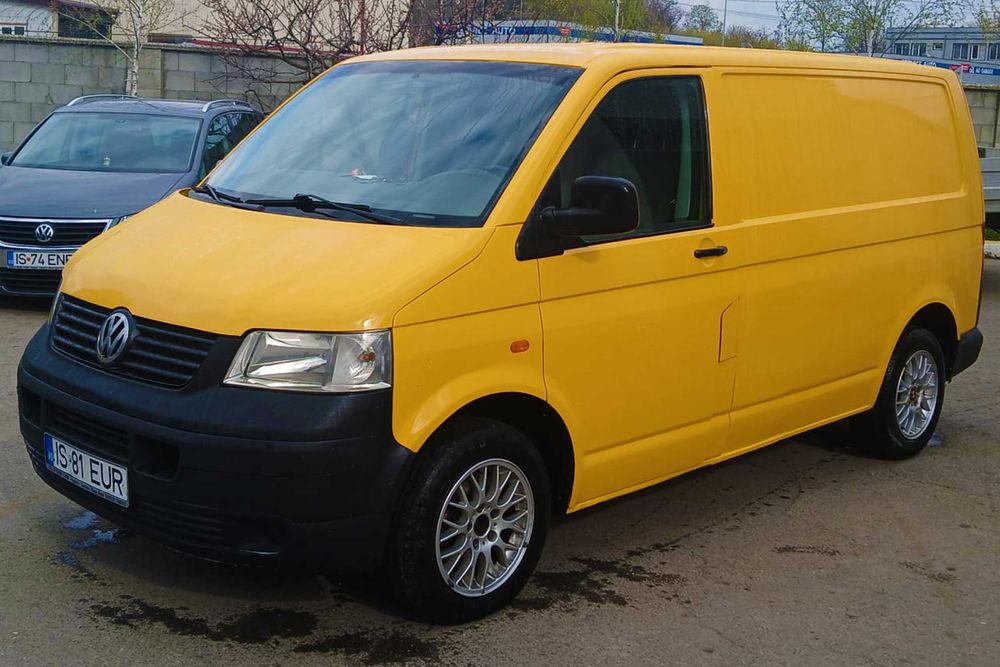 VW Transporter T5 – Fiabil și economic.