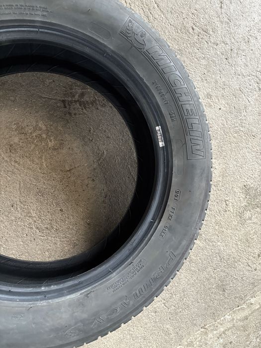 Vand pneuri vara Michelin 215/60 r17