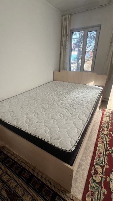 Срочно продам спальный гарнитур