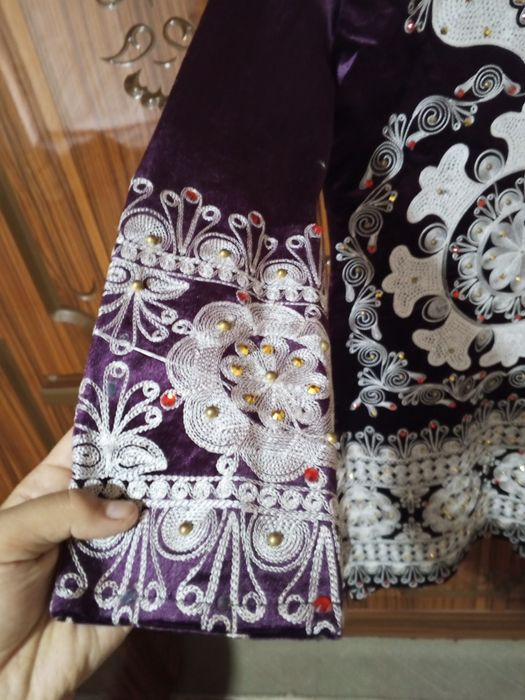 Ayollar va yangi kelinchaklar uchun holati yangi bir martta koyilgan