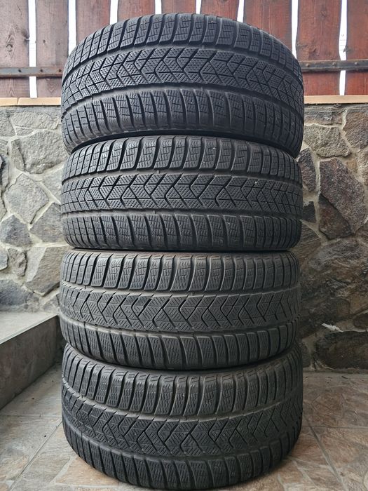 Anvelope Pirelli 235/45 R18 Iarna