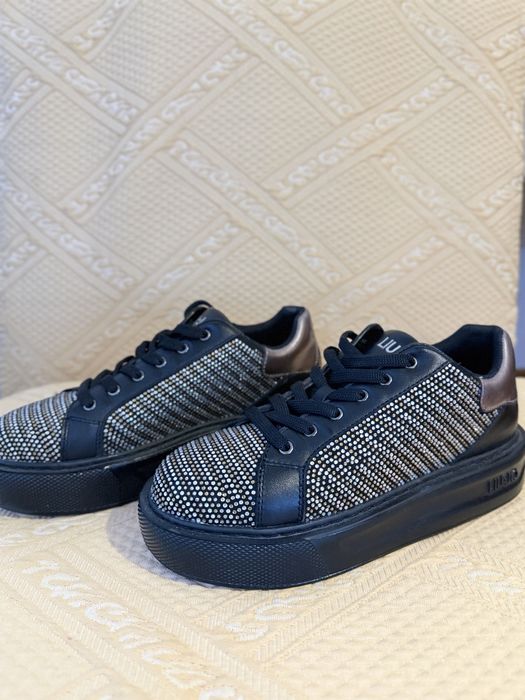 Кециве Луи Джо нови 36 номер, стелка 23,5см