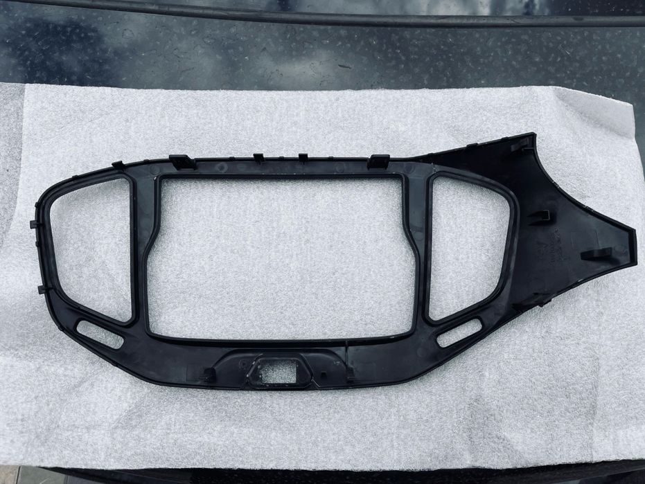 Продам рамку Лада Веста и ручка Кпп