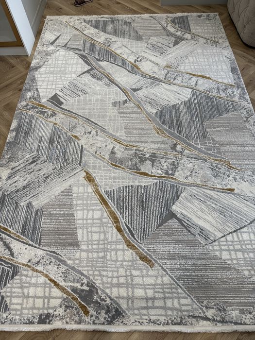 Продам ковер 3х2м