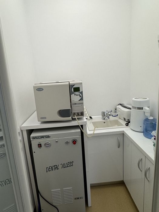 Clinica stomatologica si radiologie dentara  de vanzare