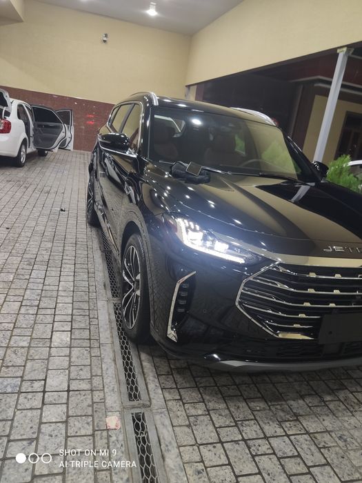 Продаётся Jetour ×70 плюс