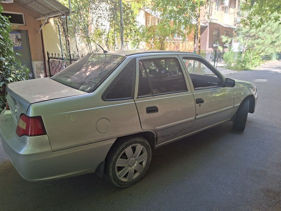 Neksya 2008 yil gaz