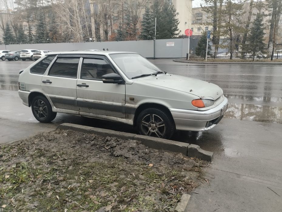Автомобиль ваз 2114