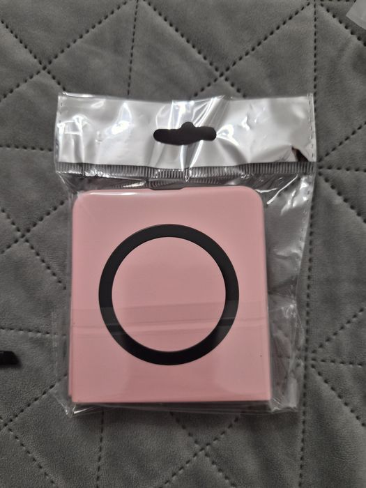 Samsung Z flip 7 кейс