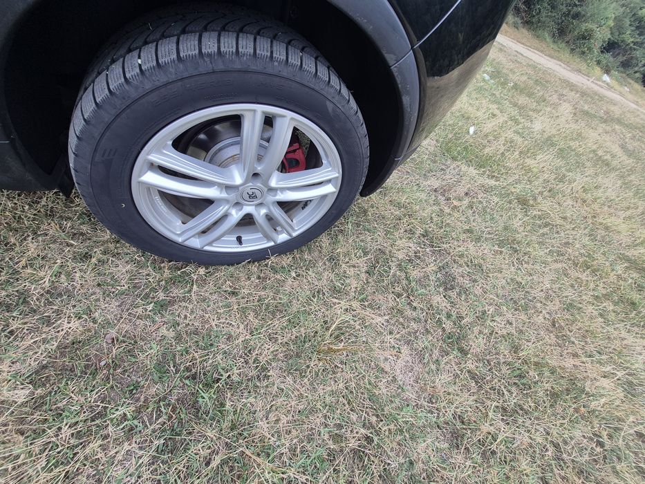 FORD Kuga 2010 — imagine 2