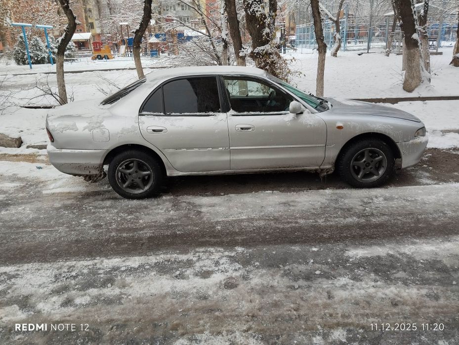 Митсубиси галант