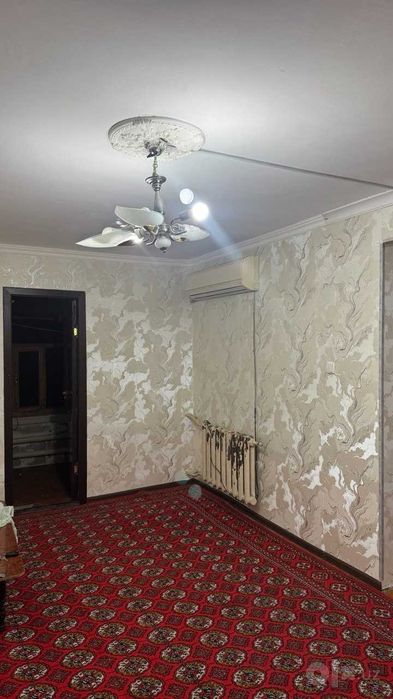 Sharq bozor yonda 1-etajda 2 xonali kvartira ijaraga beriladi