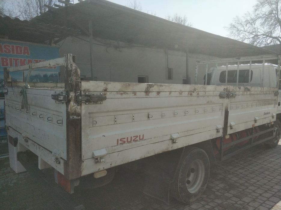 Isuzu yuk tashish hizmati
