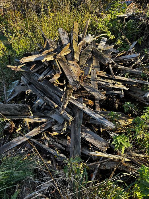 Доски даром. Белый луг