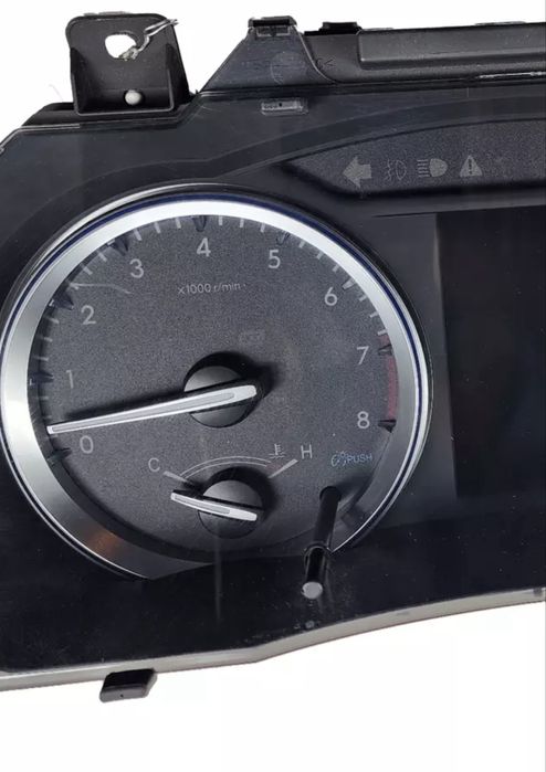 Toyota highlander  щиток панель приборов европеец в км