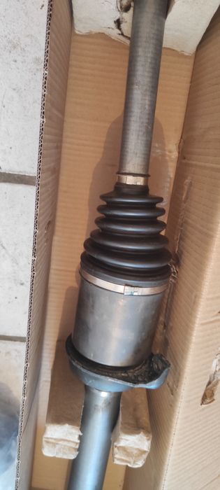 Полуоска за Мерцедес Б класа (W245)