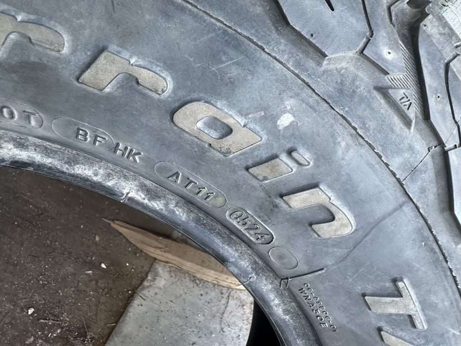 Авто шина 235/75R15 (1шт) BF