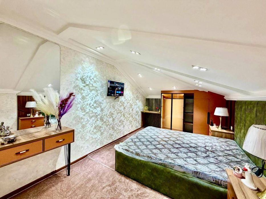 Продается 4 ком. Квартира площадью 110 кв.м. В Вокзале